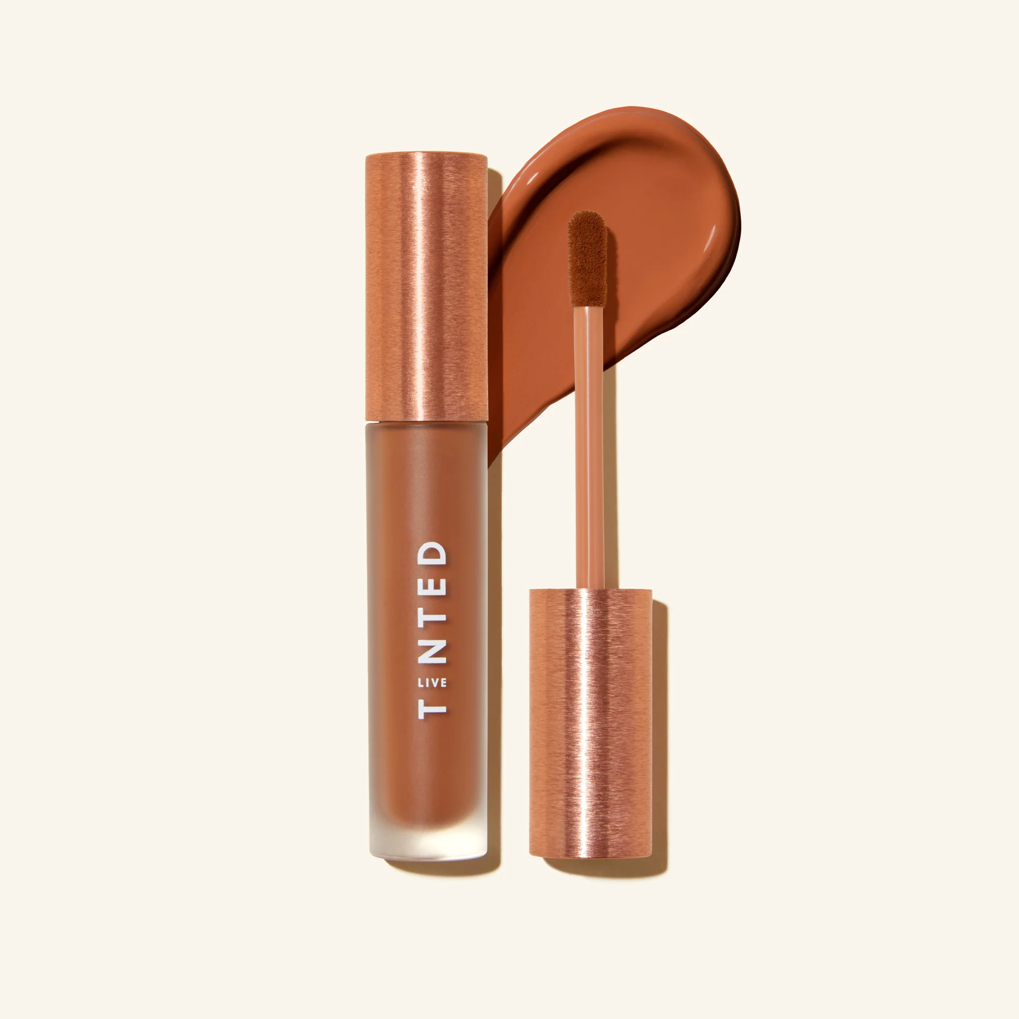 HUESKIN Hydrating Serum Concealer - Image 3